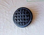 Antique criss cross patterned black glass button X 1