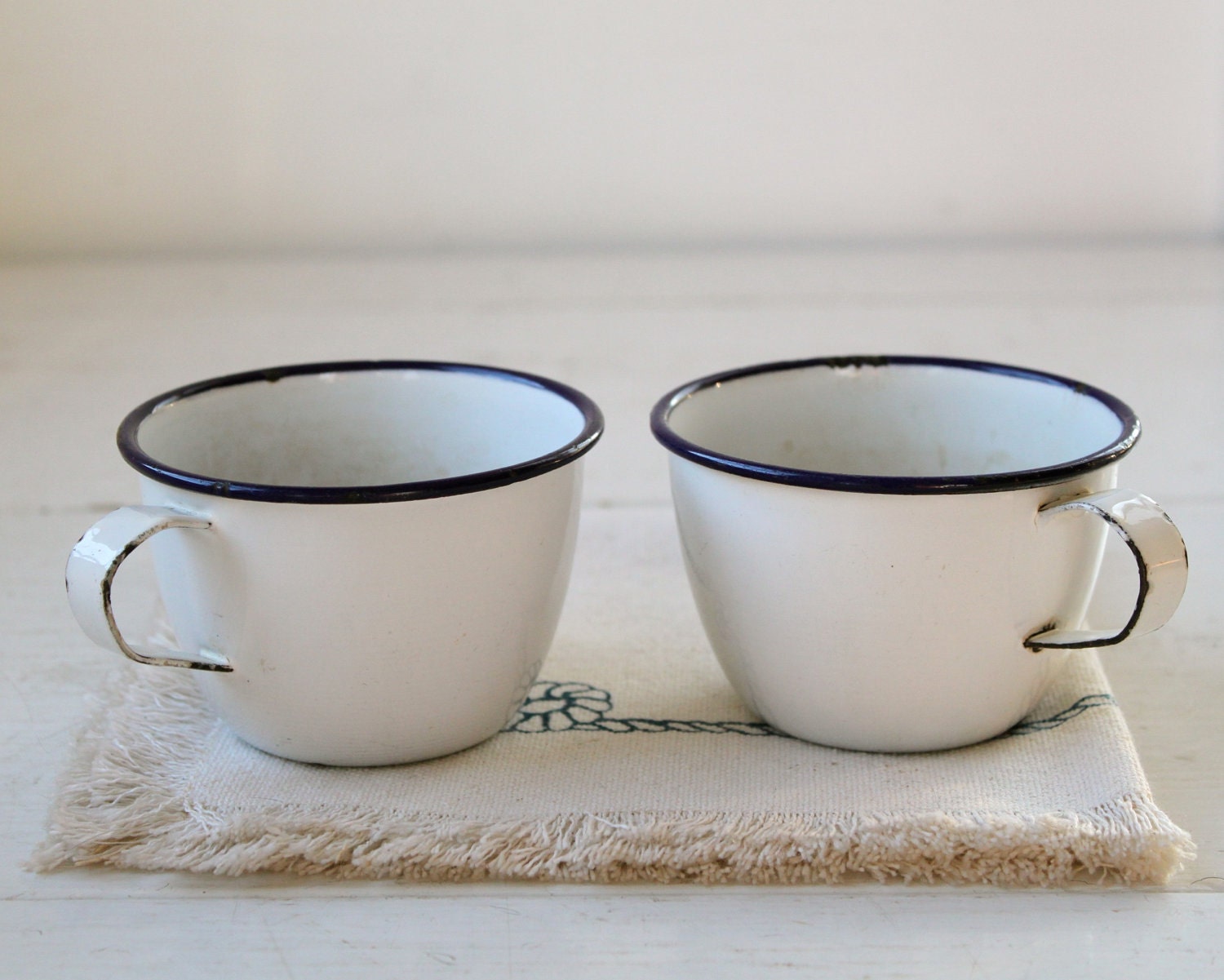 vintage 1920s enamelware coffee cups. set by
