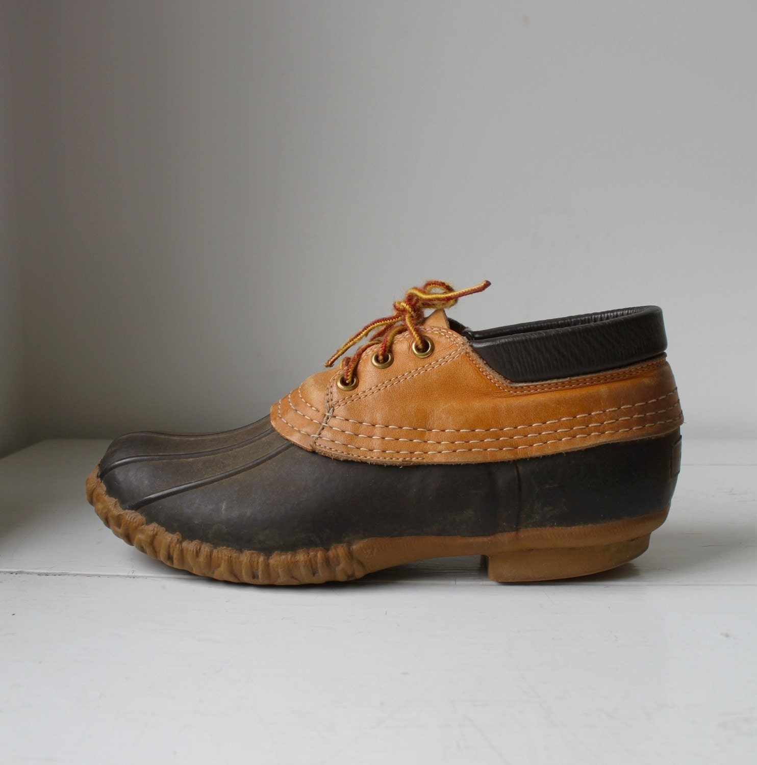 vintage L.L. Bean Maine Hunting Shoes. Low. M 8 or W 9.5 to 10