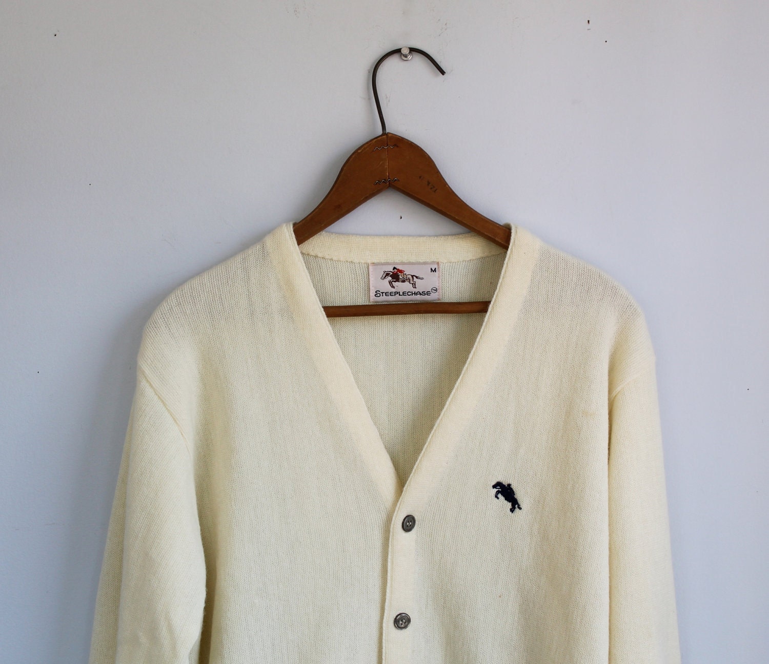 vintage 1980s white cardigan. men size Med / women L. Cream ivory orlon acrylic / the GLASS OF Milk sweater