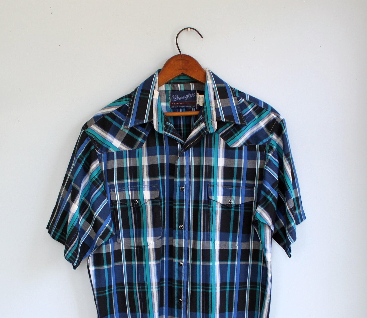 vintage plaid western shirt. Men's medium. Pearl snap short sleeve blue, black. 1980s country western / the FRANKFURTER KING shirt