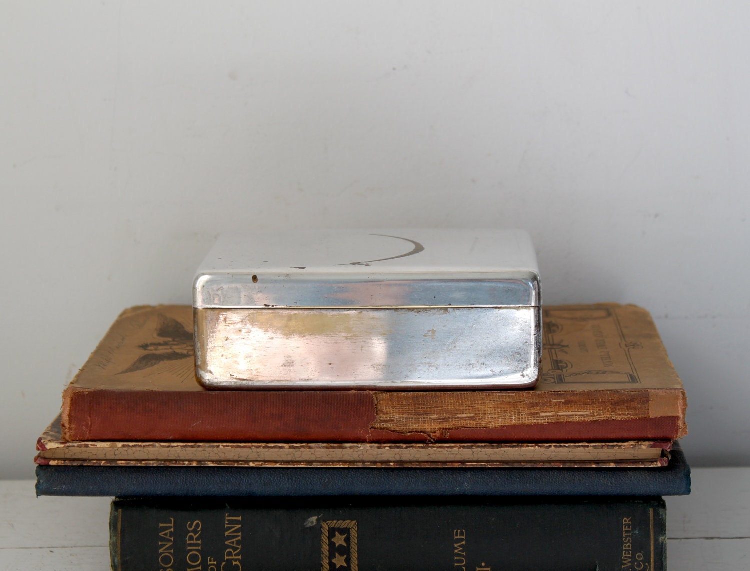RESERVED vintage 1930s Art Deco cigarette box. Silverplate, cedar lining. Possibly Union Air Terminal, Calif. Christmas in July