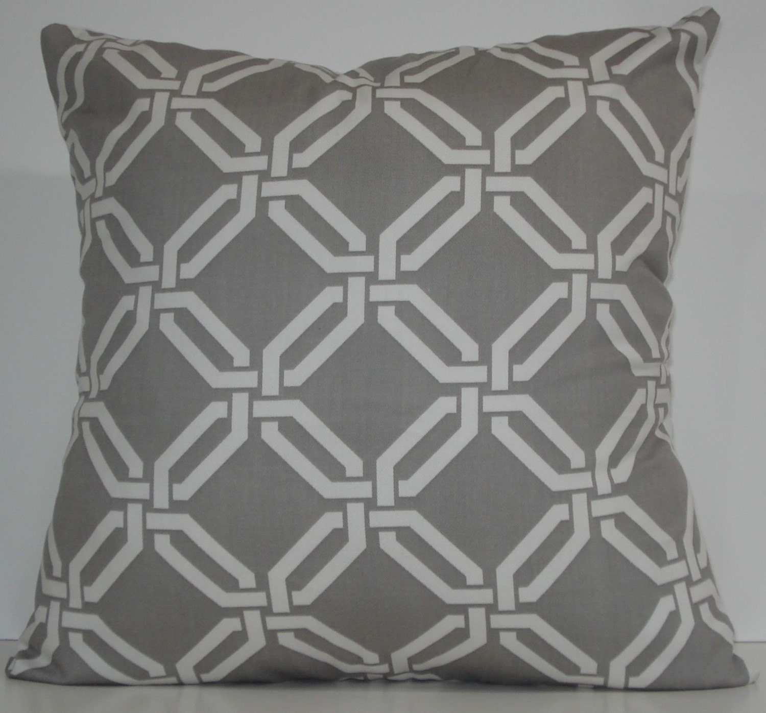 New 18x18 inch Designer Handmade Pillow Cases. Grey and white link pattern.