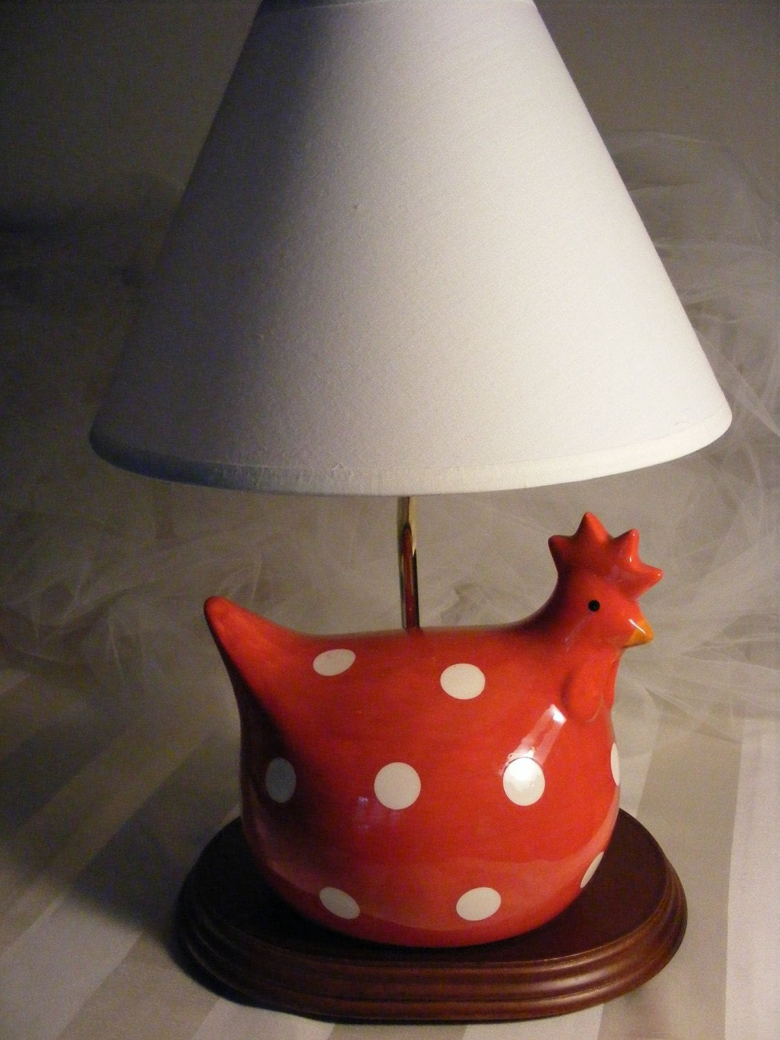 Rooster Lamp Shades on Red And White Polka Dot Ceramic Rooster Lamp With White Lamp Shade