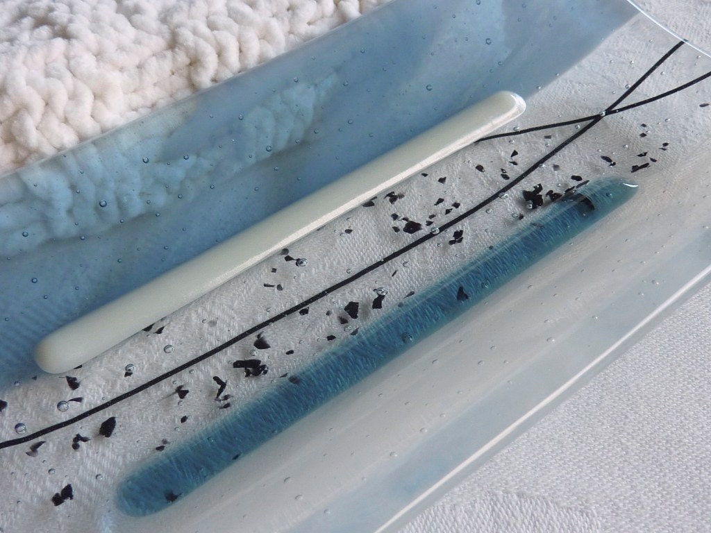 Large Soap Dish in White and Steel Blue Streaky Glass