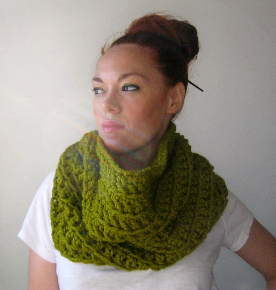 Handmade Cowl. Lemongrass Green