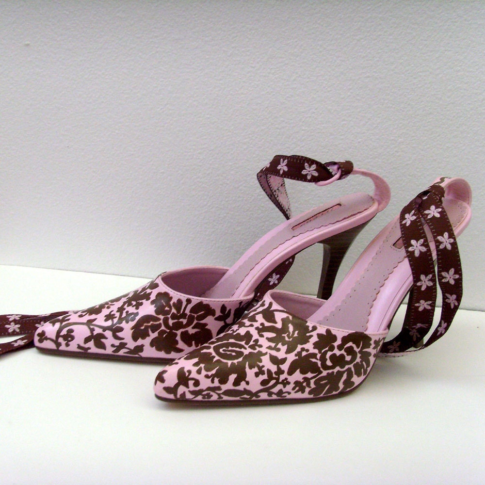 Pink and Chocolate Brown Heels / Damask Ties / Hand Painted Shoes / Feminine Floral Damask / 7.5 US 38 Eur 5 UK 6 Aus / OOAK
