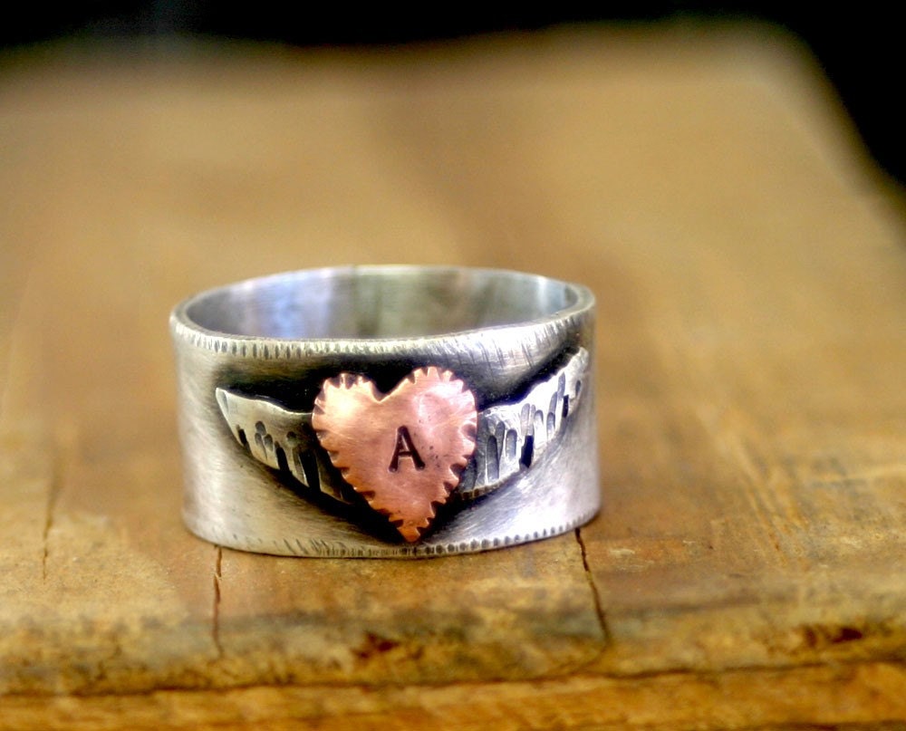 Winged Heart Ring with personalized monogramed initials E0282