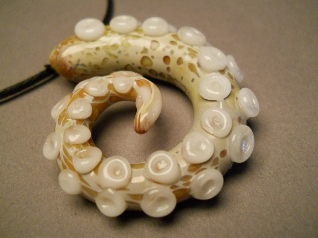 Glass octopus Jewelry Tentacle Pendant for men or women