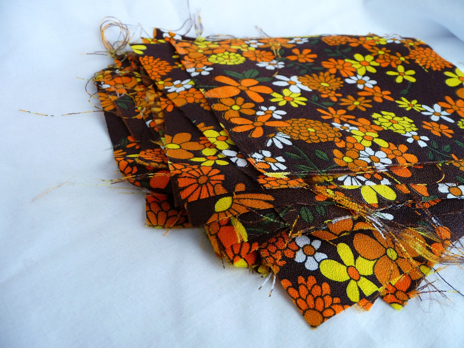 30 ct vintage autumn-colored floral fabric squares