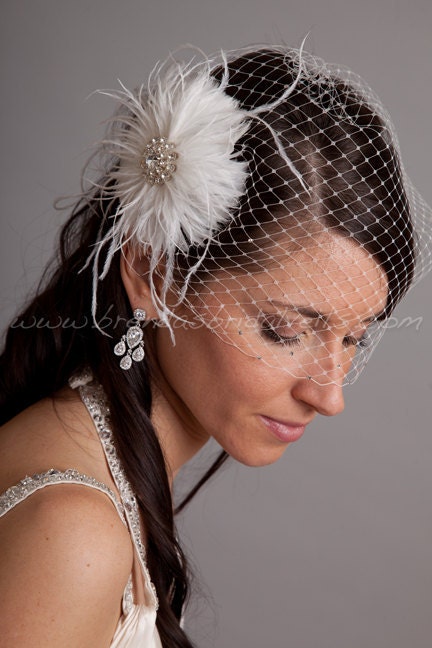 Bridal Birdcage Veil Set, Rhinestone Accent Bandeau Veil with Soft Feather Flower Fascinator