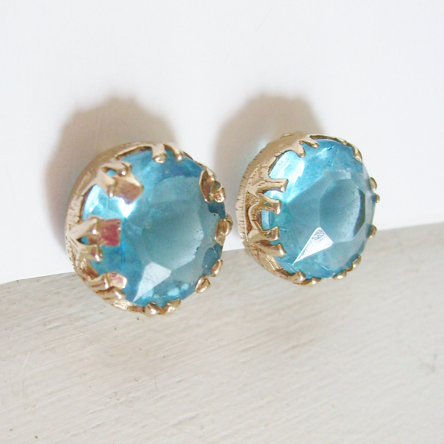 Vintage Accessocraft rhinestone earrings signed turquoise or aqua combination clip-on screw post