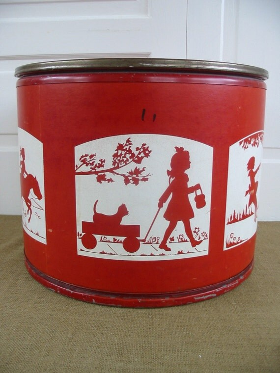 Vintage Toy Box by vintagejane on Etsy