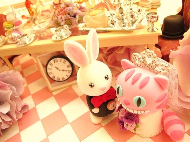 LOVE ANGELS Wedding Cake Topper- Wonderland love cheshire cat and rabbit with sweet heart base