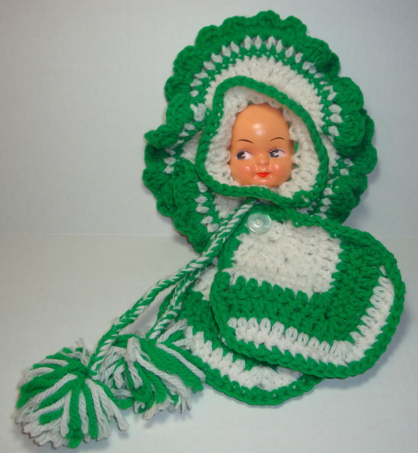 Vintage Doll Face Potholder,  Hot Pad,  Green and White, Kitchen Decor