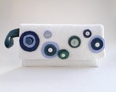 15% COUPON SALE, felted wool, clutch purse, white, blue, wristlet, clutch, dots, circles, vintage buttons