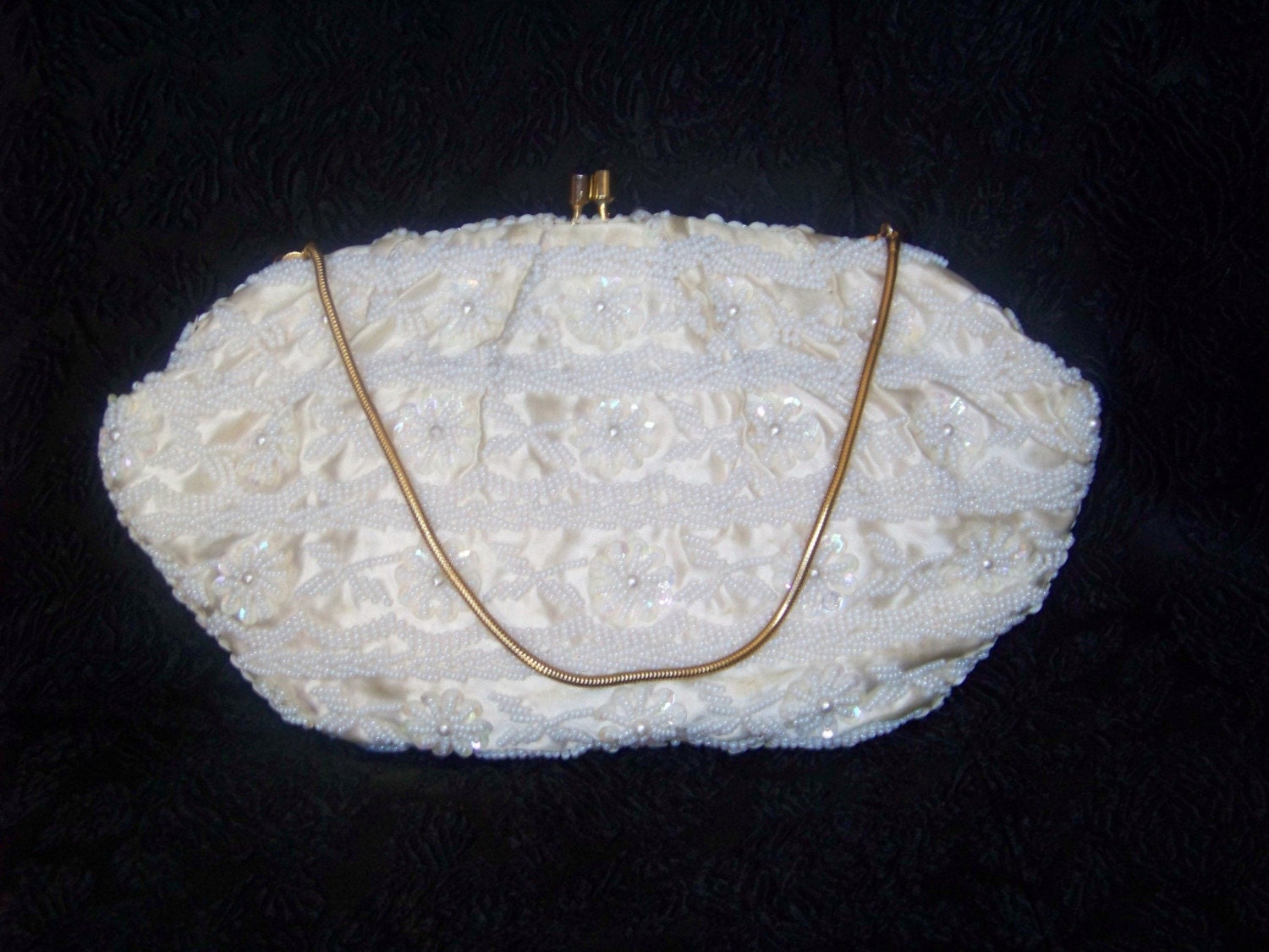 Vintage 1950's La Regale Hand Beaded Evening Bag