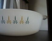 White Anchor Hocking Fire King casserole serving dish, cornflower blue and honey gold candlelight pattern, 2 quarts, made in USA