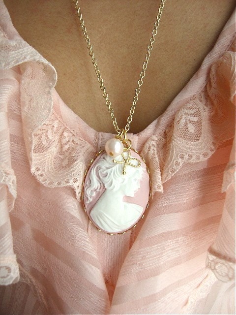 Jane Austen-PINK Victorian Cameo Necklace