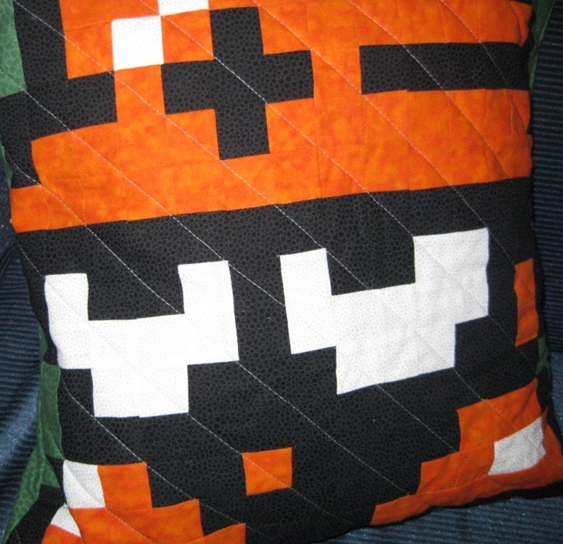Mettaur Quilted Pillow Cover