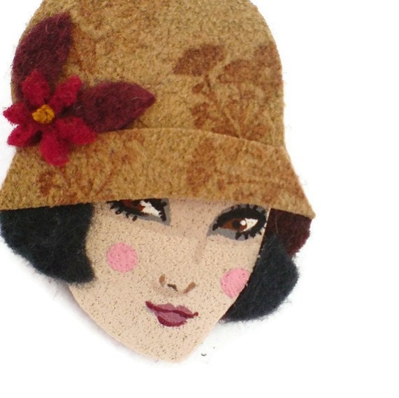 Retro Girl Fabric Brooch, Felt Brooch, Art Brooch, Wearable Art Jewelry, Mother's Day Gift