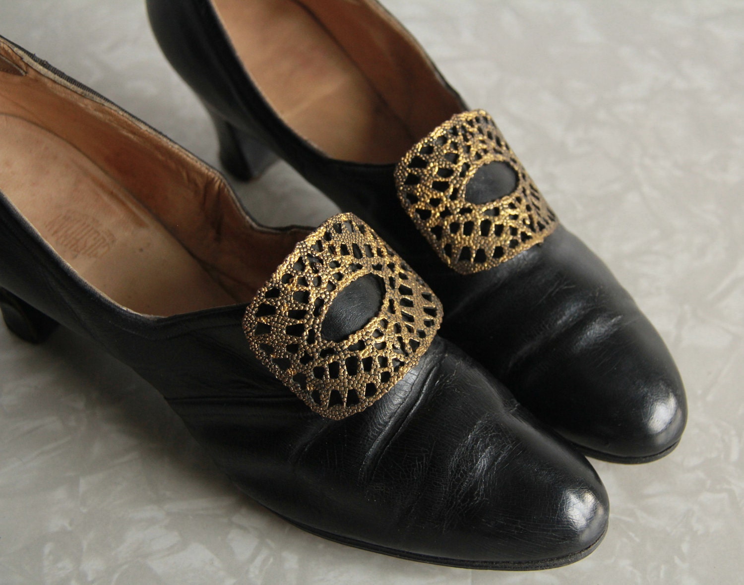 Antique 20s Shoes . Metal Vamp . Leather High Heels . Flapper 1920s