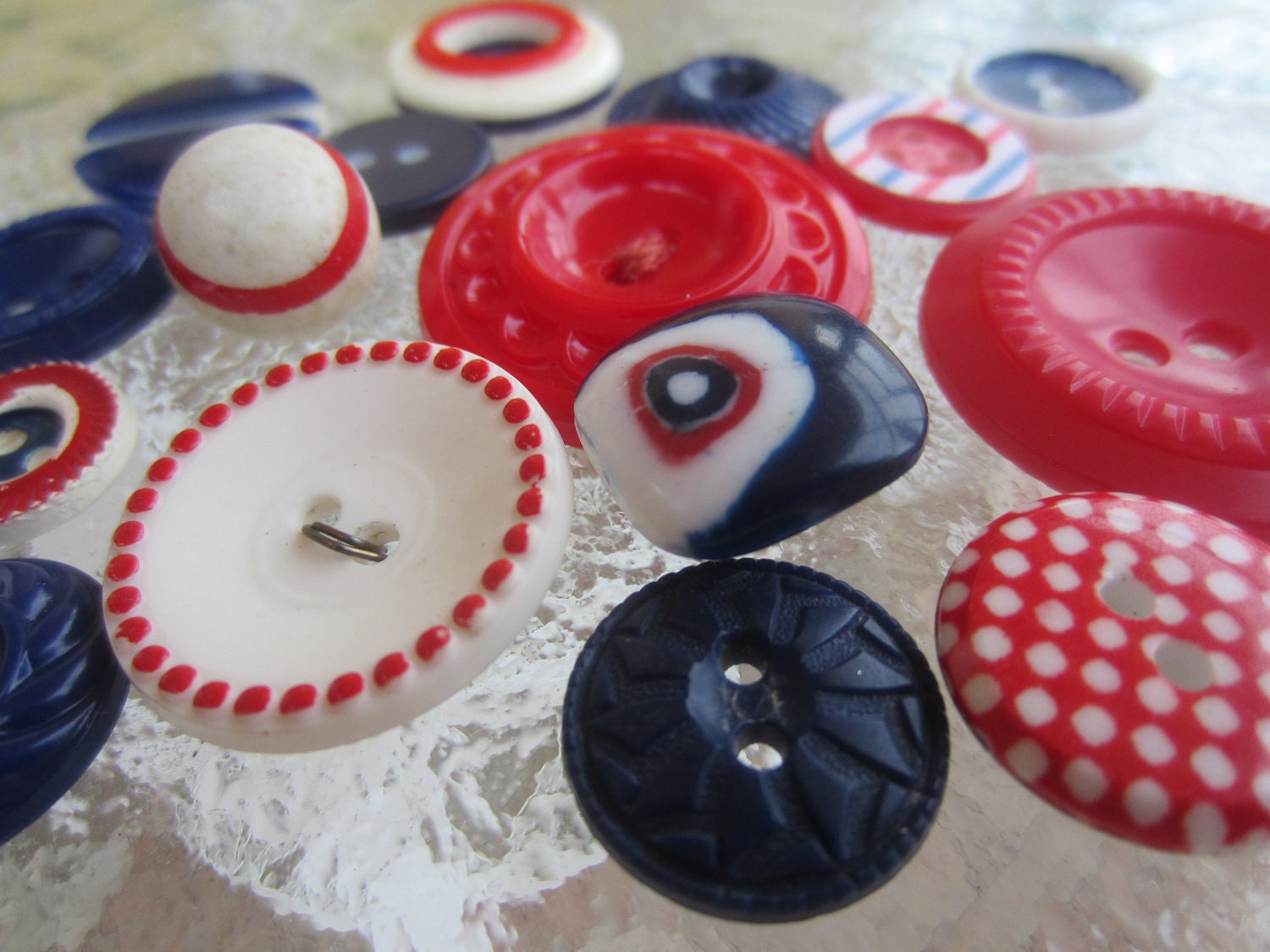 Vintage Buttons - Cottage chic mix of red, off white and blue, old and sweet - 16 total (1225)