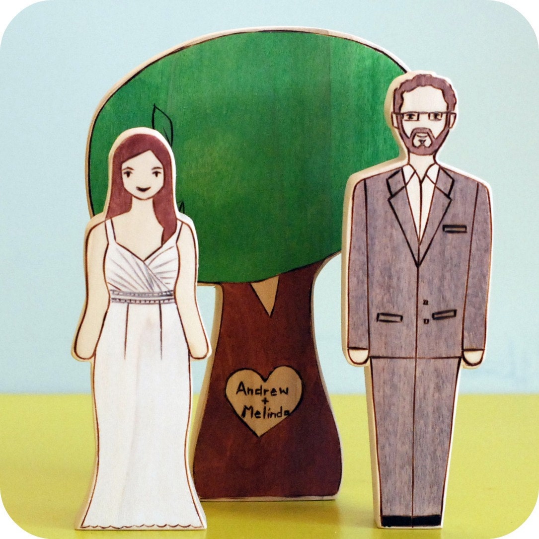 Custom Wedding Cake Topper Couple- Bride/Groom, Brides, or Grooms with Personalized Sweet Heart Tree