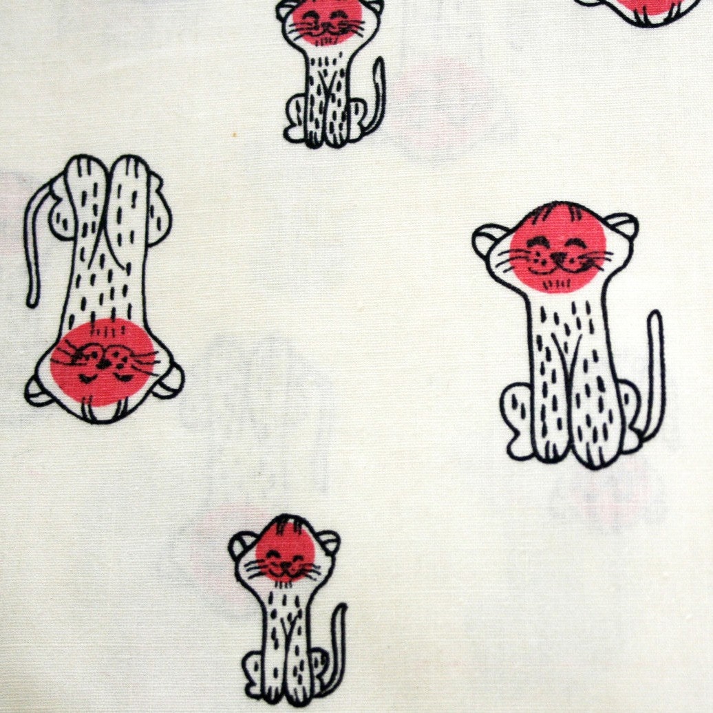 Vintage 50s Cute Pink Face Polka Dot Kittens Cat Fabric- 36w