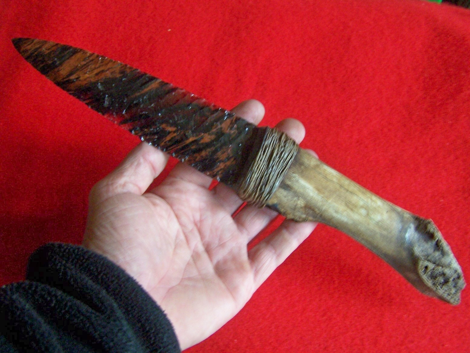 PRIMITIVE STONE AGE KNIFE REPLICA/ FLINT by TwoRiversTradingCo