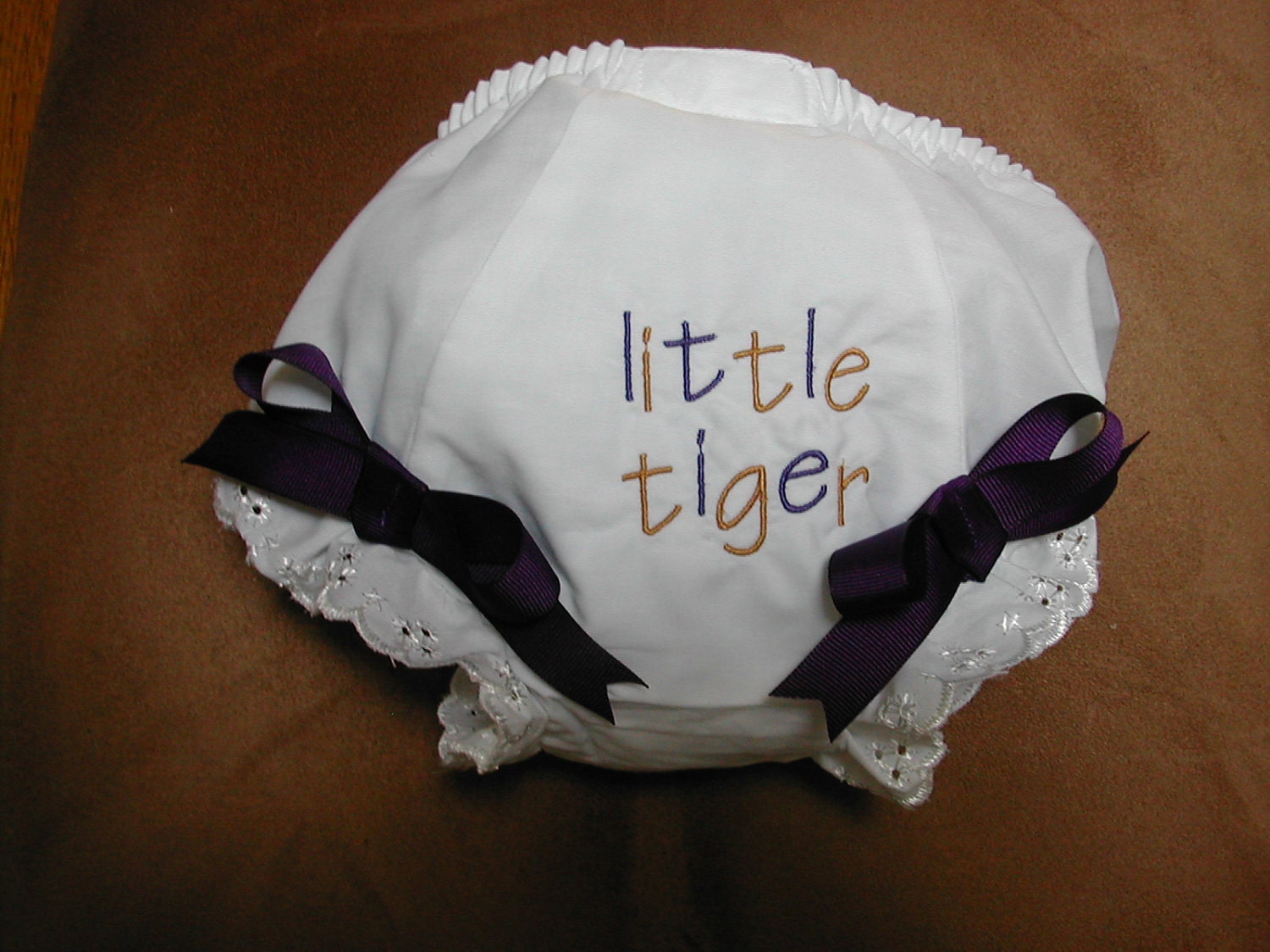 L SU little t iger custom baby bloomers diaper covers