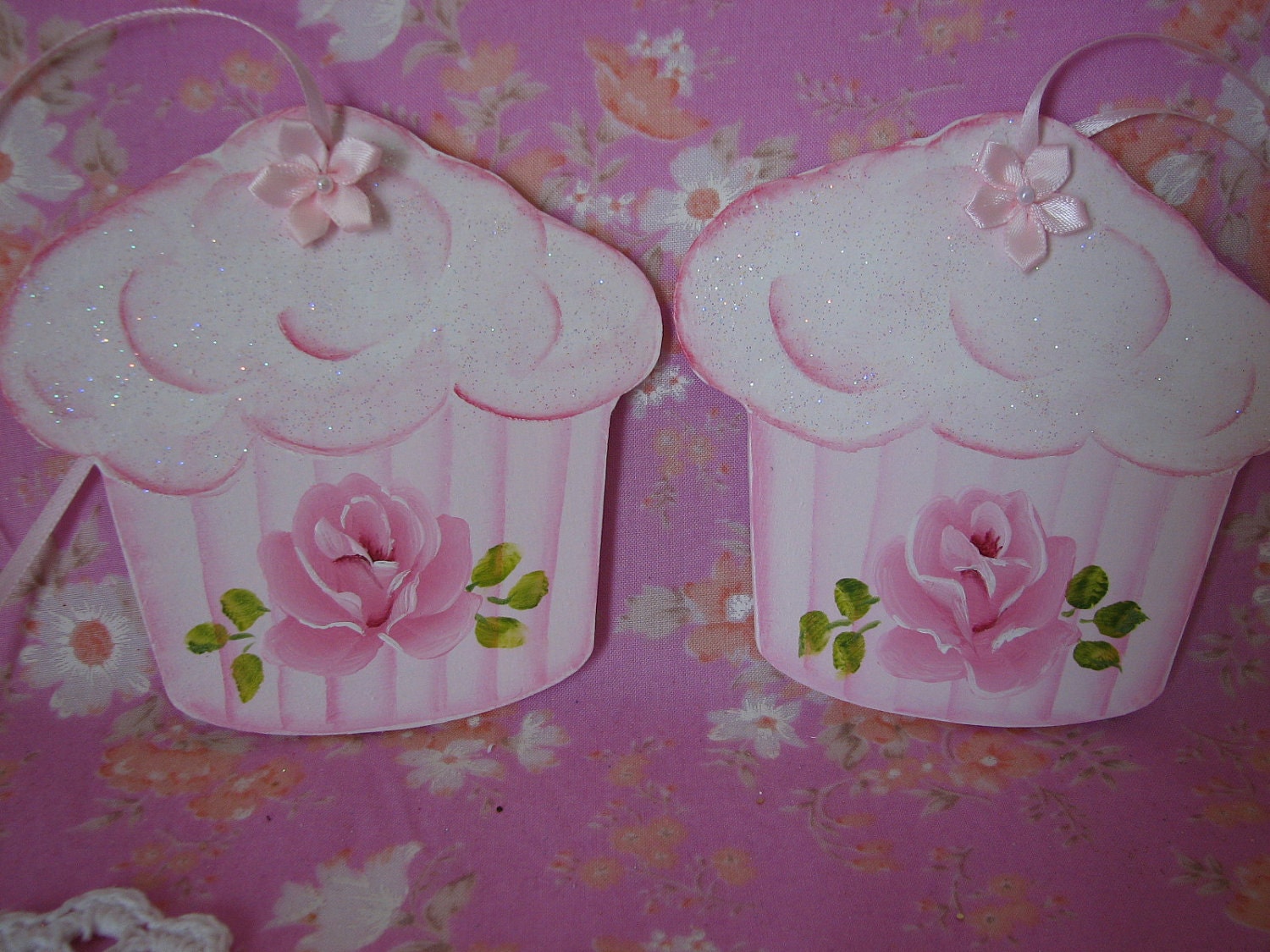 Set of 2 Hand Painted Cupcake Ornaments Shabby chic Pink Rose, Glitter