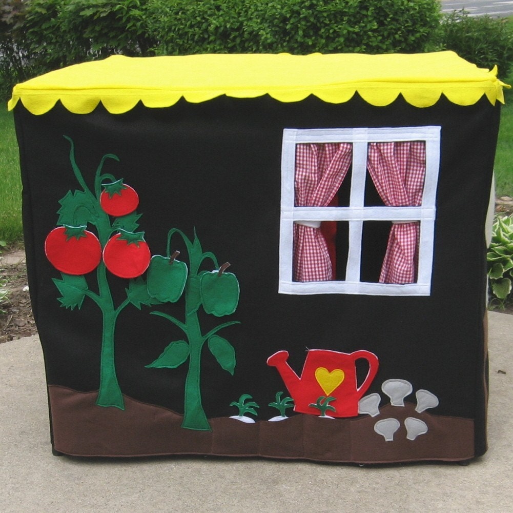 Pizza Parlor, Card Table Playhouse, Personalized, Custom Order
