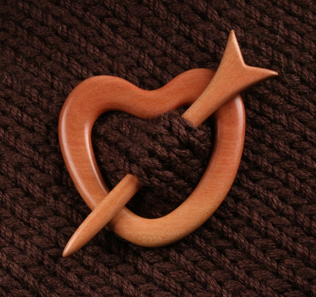 Mountain Mahogany Heart and Arrow Shawl Pin