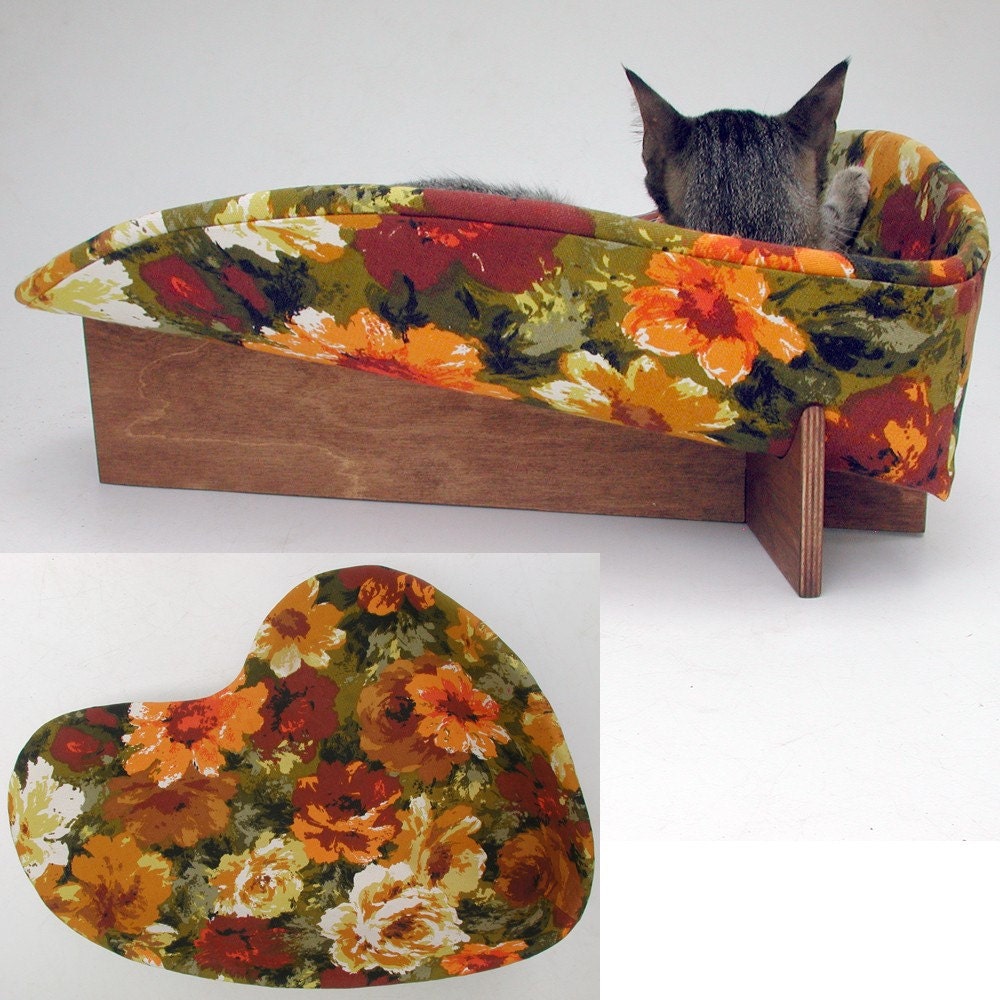 Retro Modern Pet Bed in Rust Cotton Floral