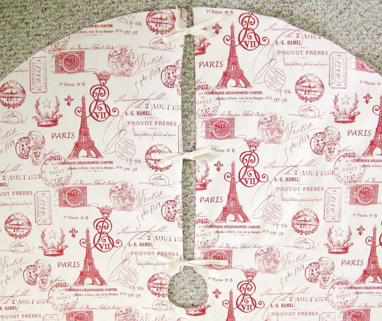Red French Script Christmas Tree Skirt