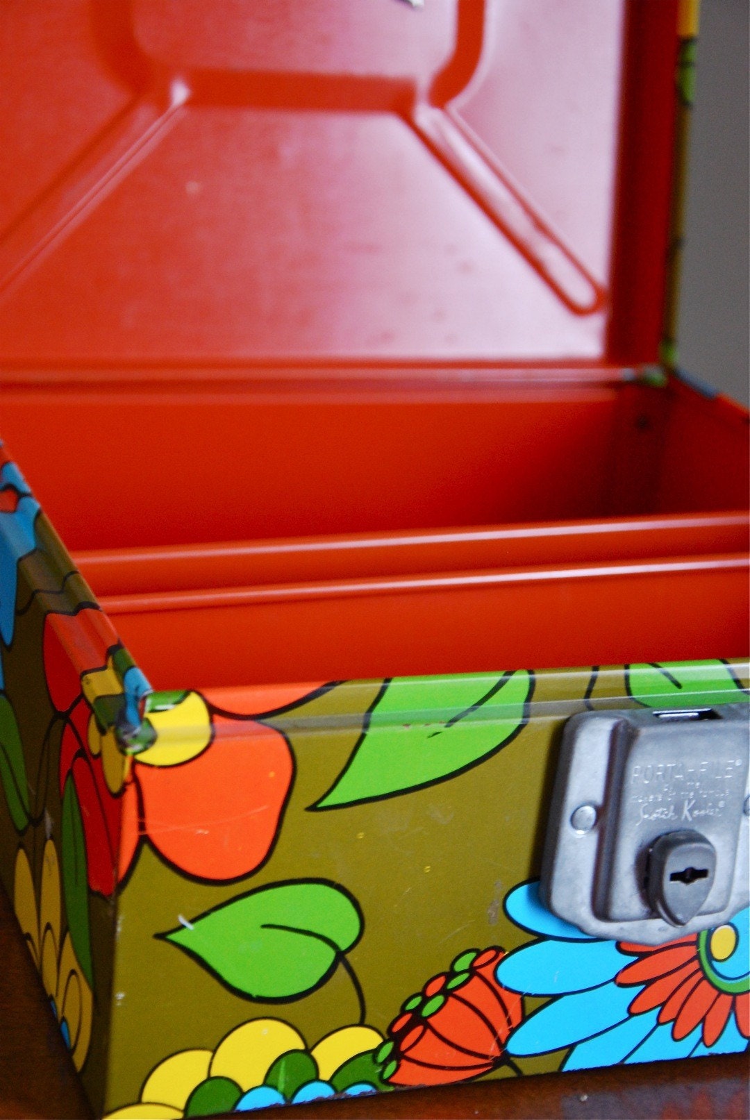 Oh So Groovy Metal File Box