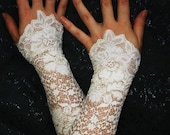 Te Amo bridal victorian white lace cuffs bridal cuffs wedding cuffs wedding gloves white bridal gloves