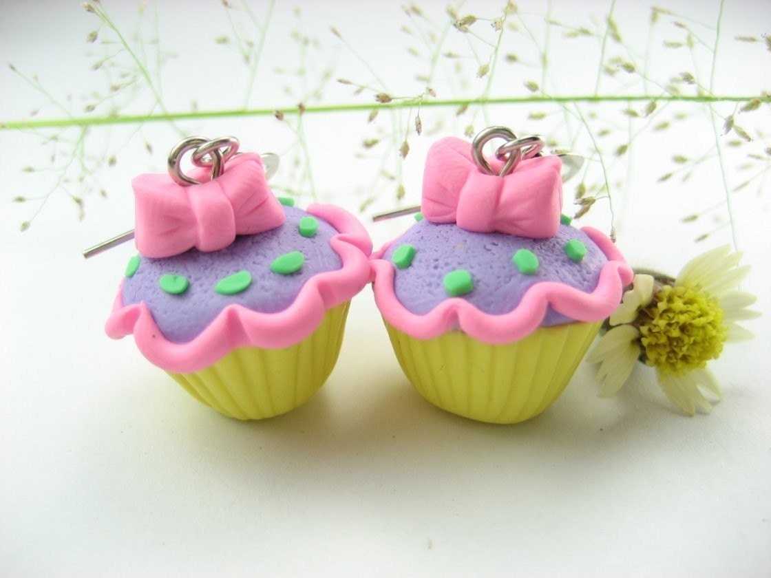 Eye Candy Lolita Cupcake Earrings