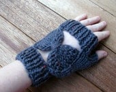 Bow Tie Fingerless Mittens in Dark Grey Tweed 100% Wool