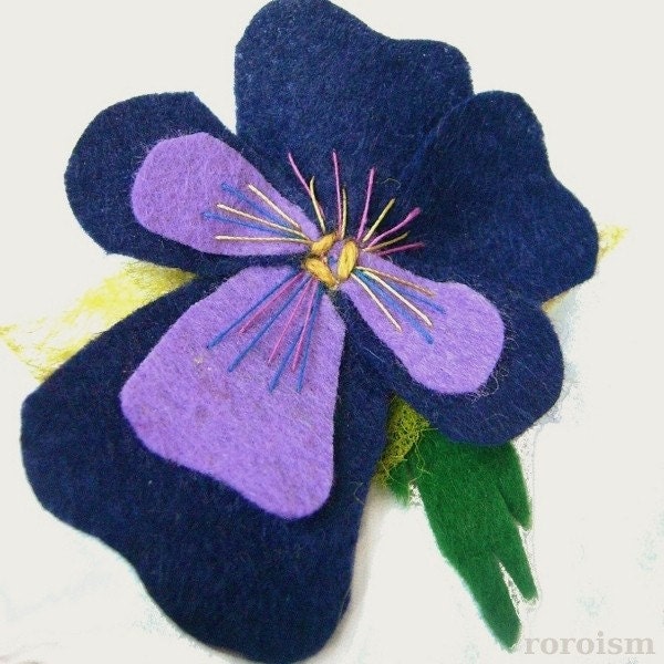 Navyblue PANSY blossom pin - free shipping