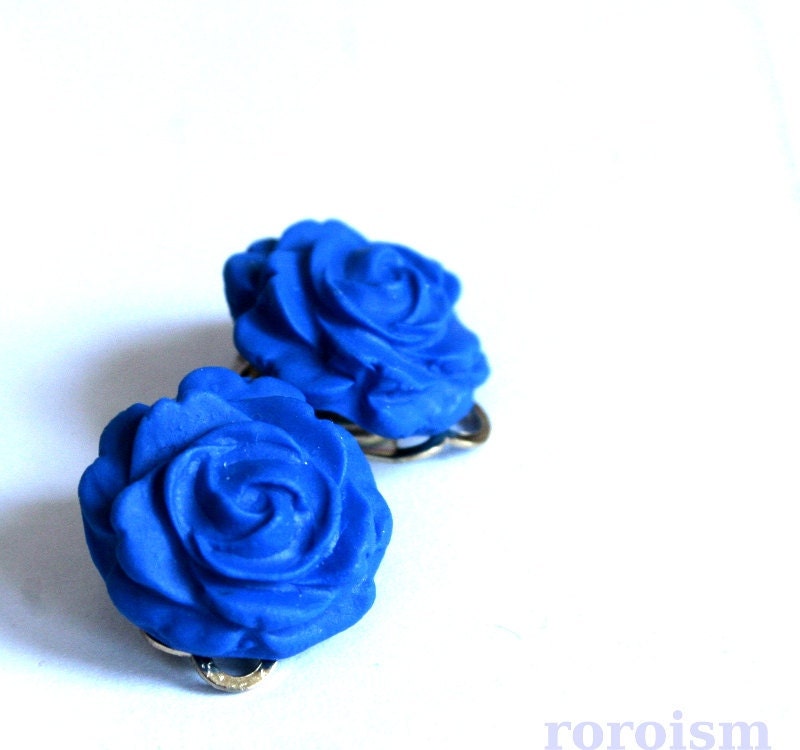 Classic Sapphire Rose - cabochon Clip-On earrings, clips, non pierced, blue resin flower