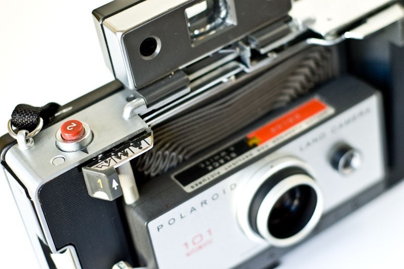 Vintage Polaroid Land Camera 101 Automatic with user manual