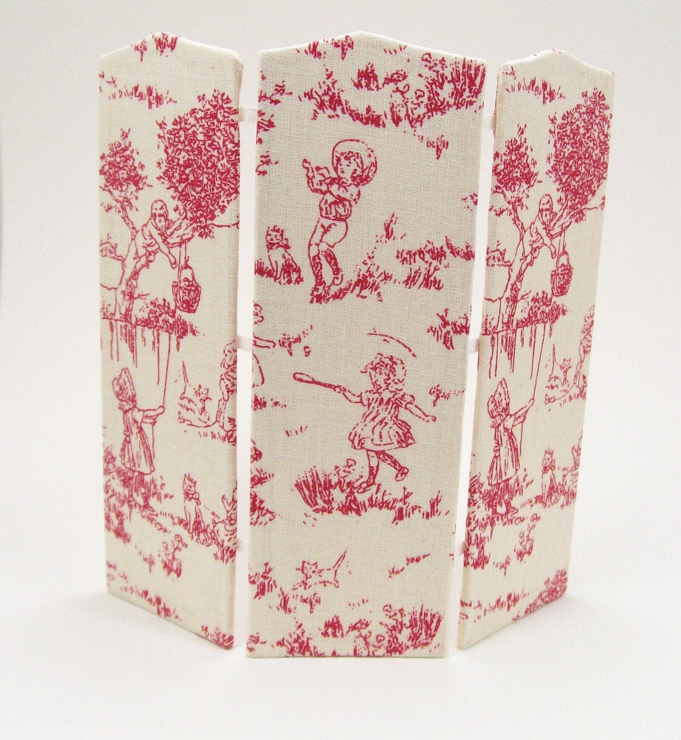 Dollhouse Miniature Room Divider Tri Panel Screen by dalesdreams