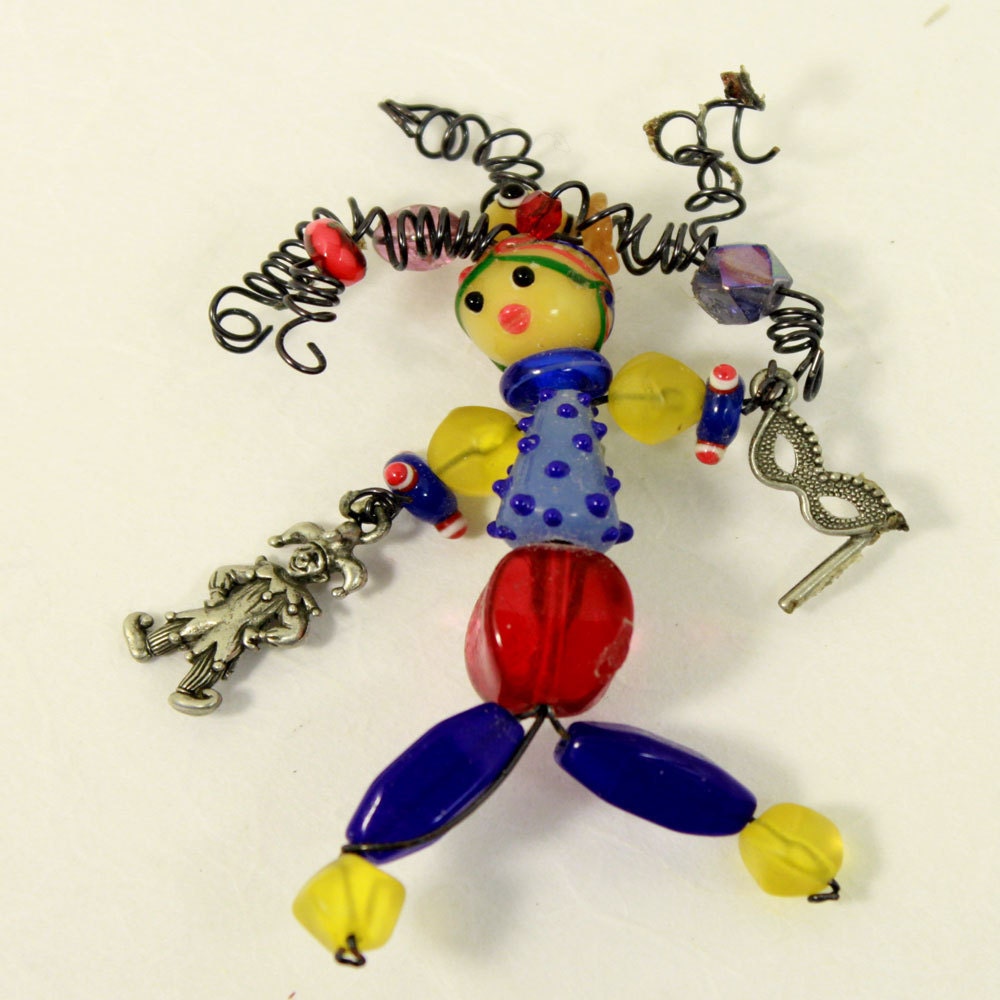 beadbabe pin - Masquerade Ball