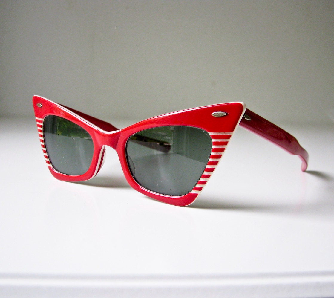 1950 S Red Cat Eye Sunglasses Mid Century Modern By Beejaykay