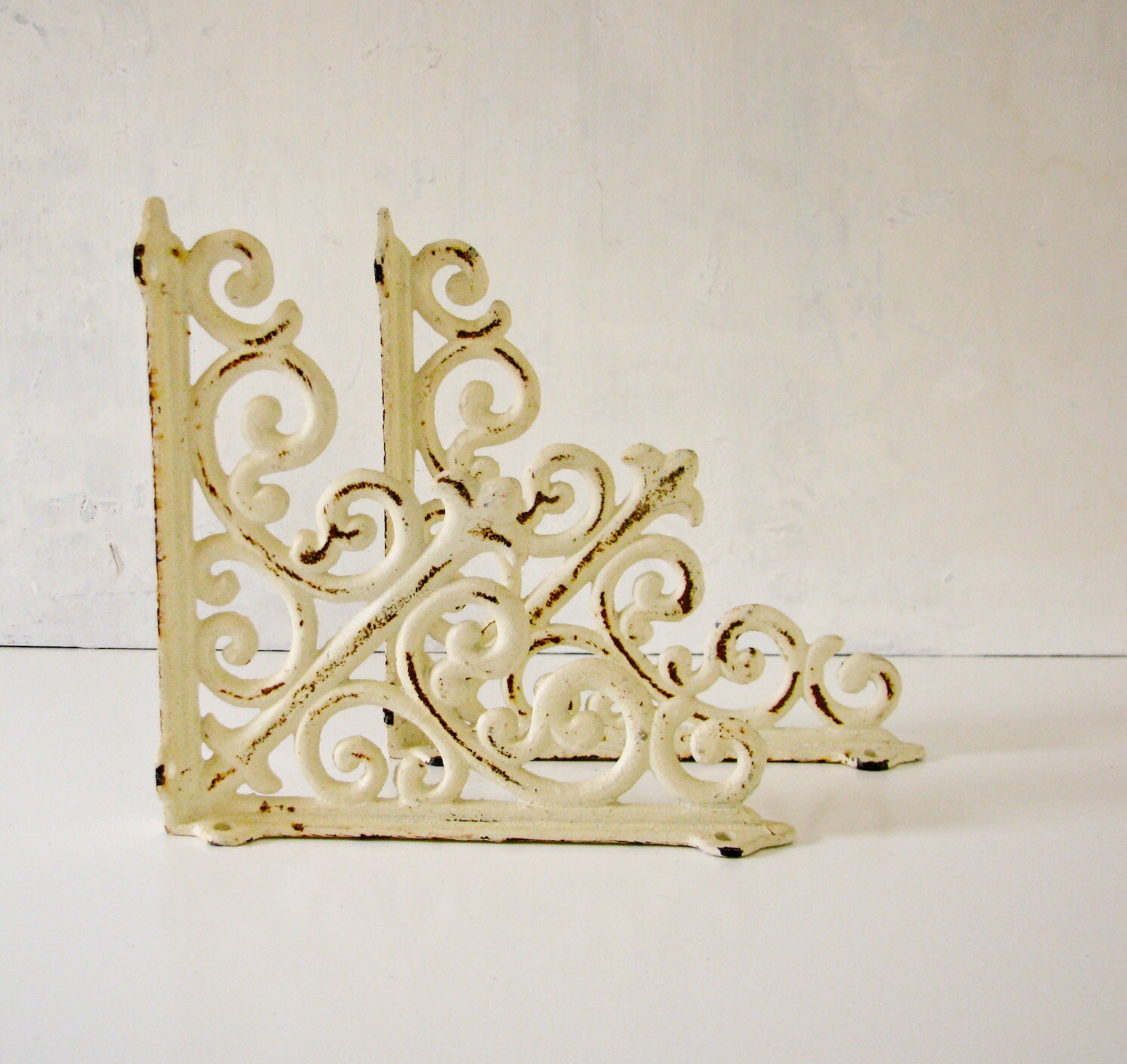 2 Vintage White Iron Shelf Brackets Shabby Chic by BeeJayKay
