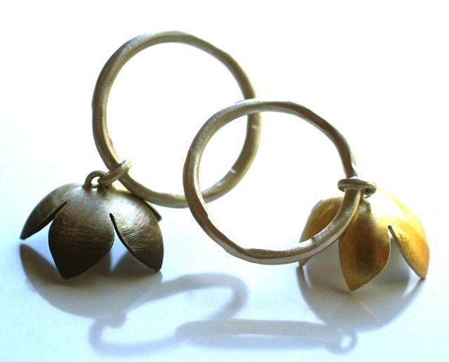 golden bell flower charm ring