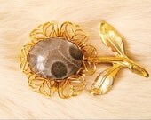 Petosky Stone Flower Gold Tone Pin Brooch Filigree Vintage, Shipping Included