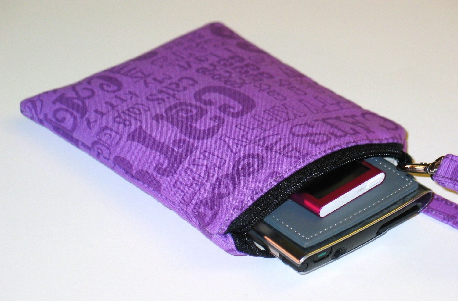 SALE-Zippered Gadget Bag for Cell Phones, iPods, iPhones, Cameras & more - CAT LOVERS in Purple